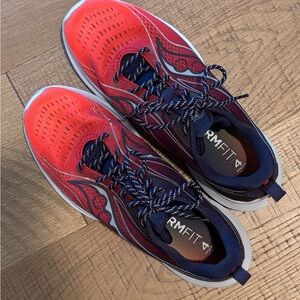 Women’s size 10 Saucony Kinvara 13 running Shoes